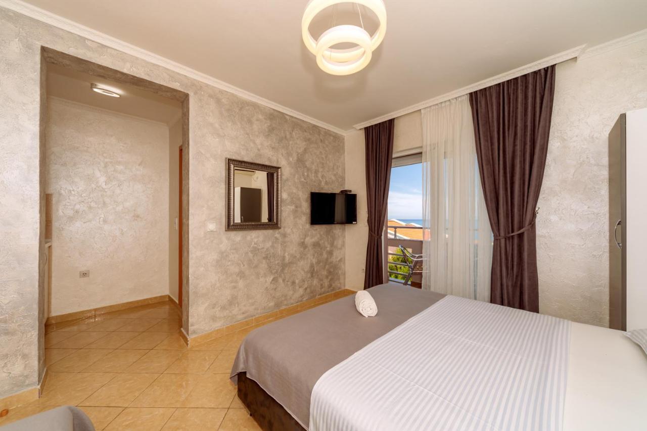 Ani Apartmani Dobra Voda Esterno foto