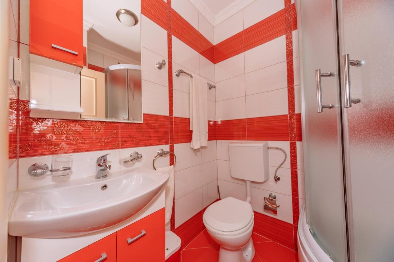 Ani Apartmani Dobra Voda Esterno foto