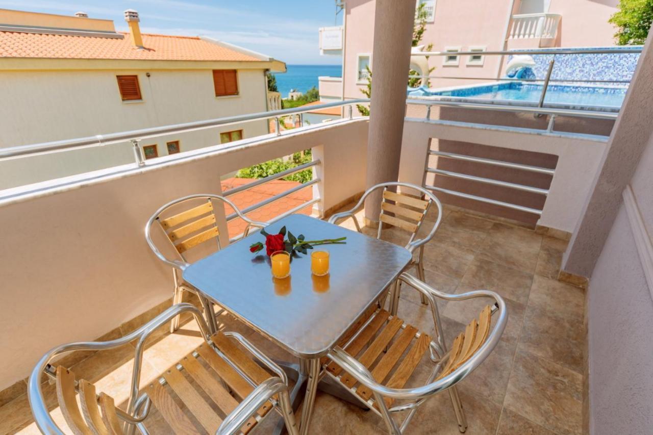Ani Apartmani Dobra Voda Esterno foto