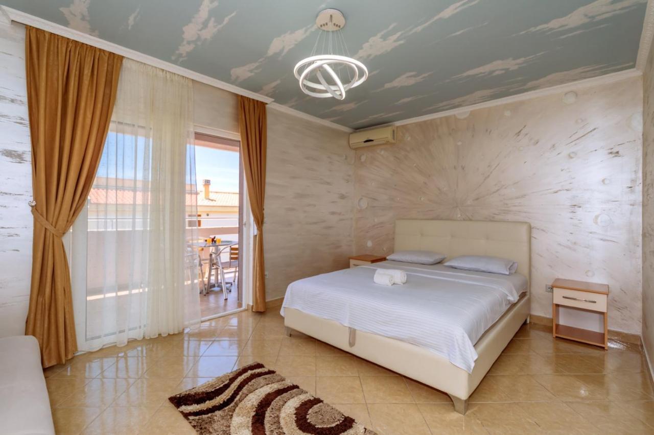 Ani Apartmani Dobra Voda Esterno foto